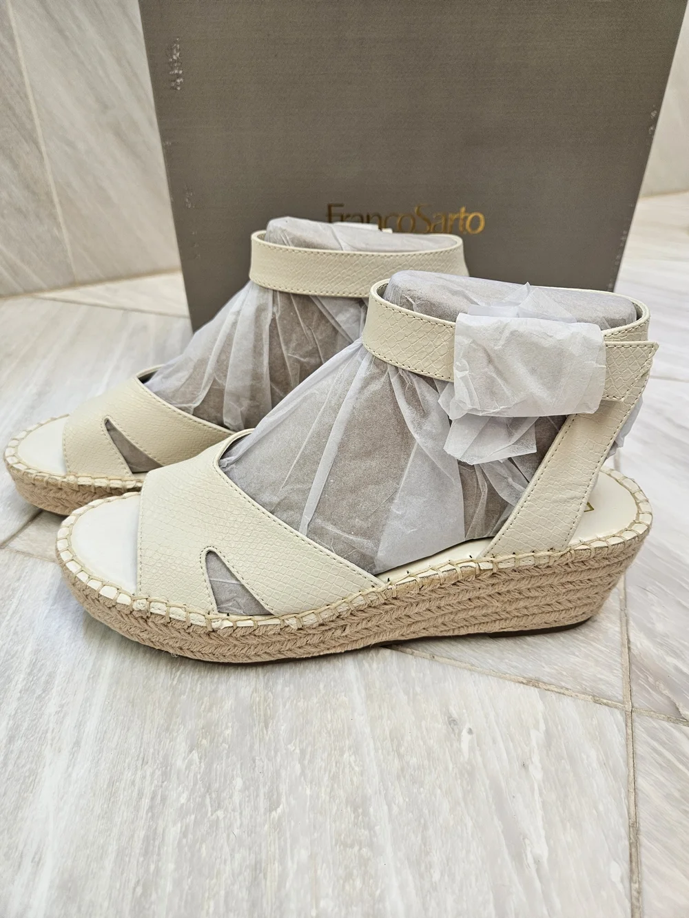Franco Sarto Cream Espadrille Wedge Sandals with Ankle Strap Size 8...NW
